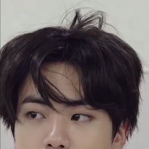 Meet your Posher, Eloise michelle